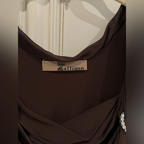 Long John Galliano silk sheath dress draped neck with rhinestone broach detail - Picture 5 of 5